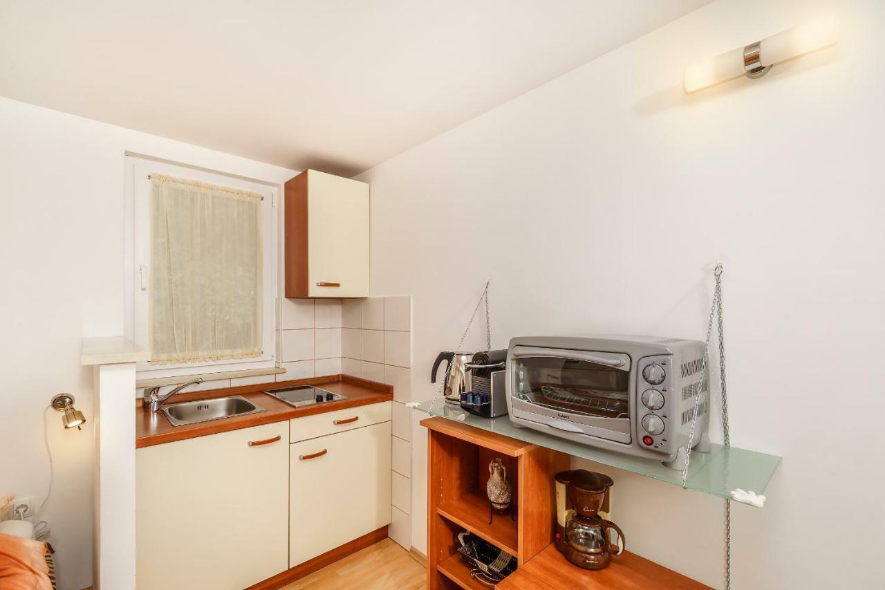 Apartmani Amila-Pisak Exterior foto